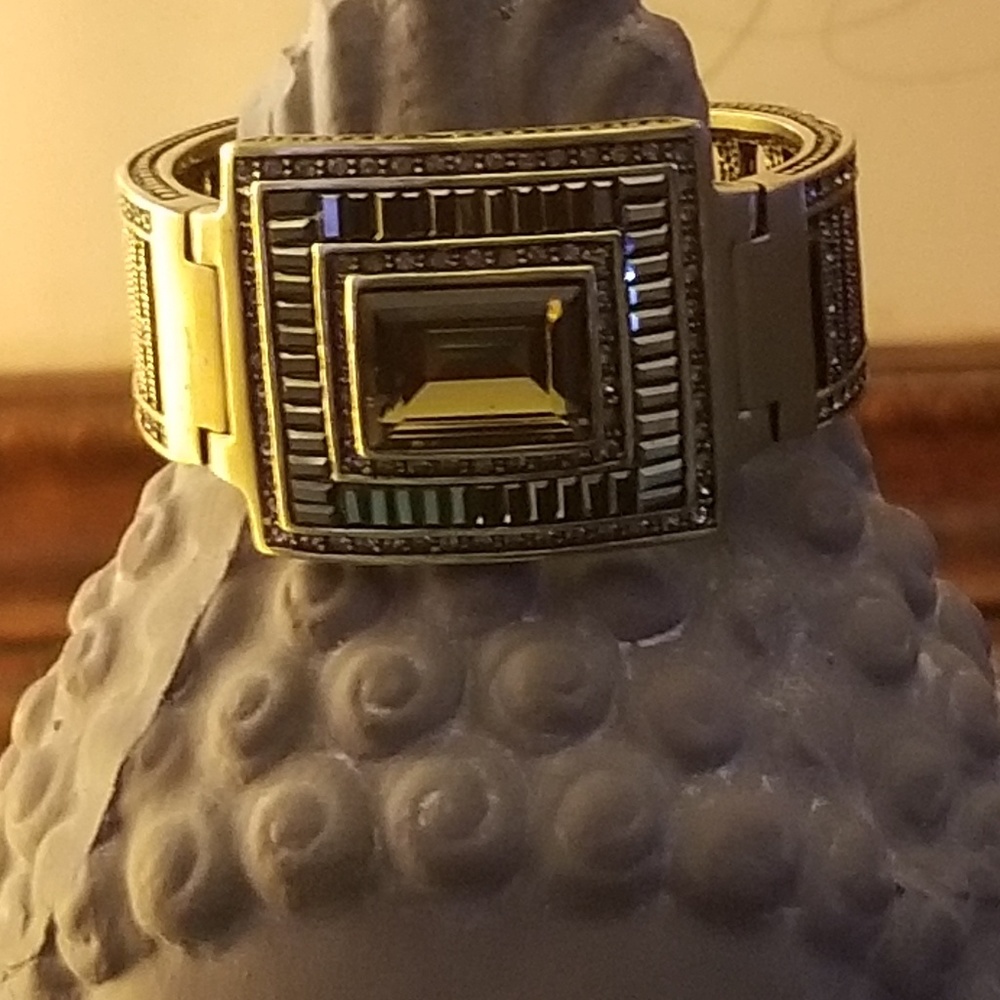 Heidi Daus Pyramid Bracelet